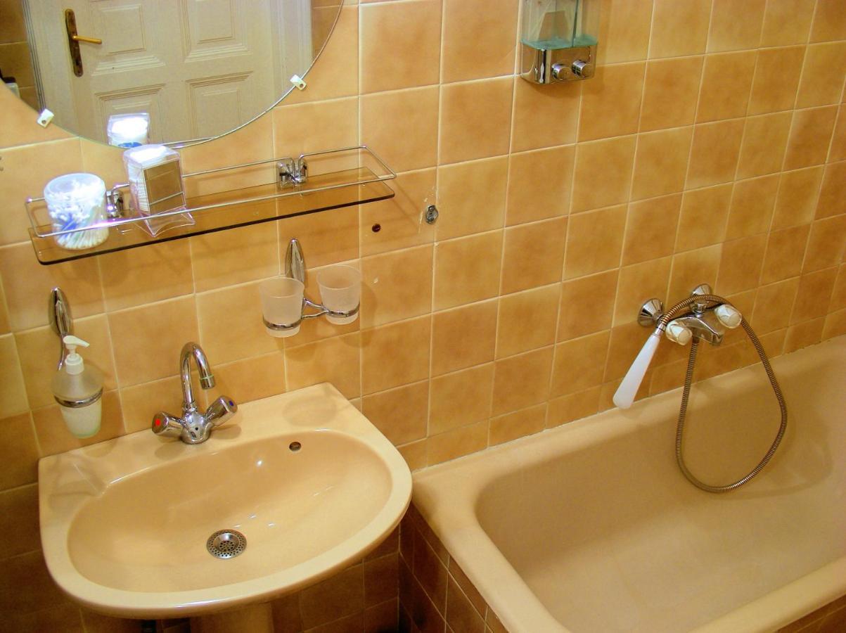 Firstapartments Inn City Center Budapest Bilik gambar